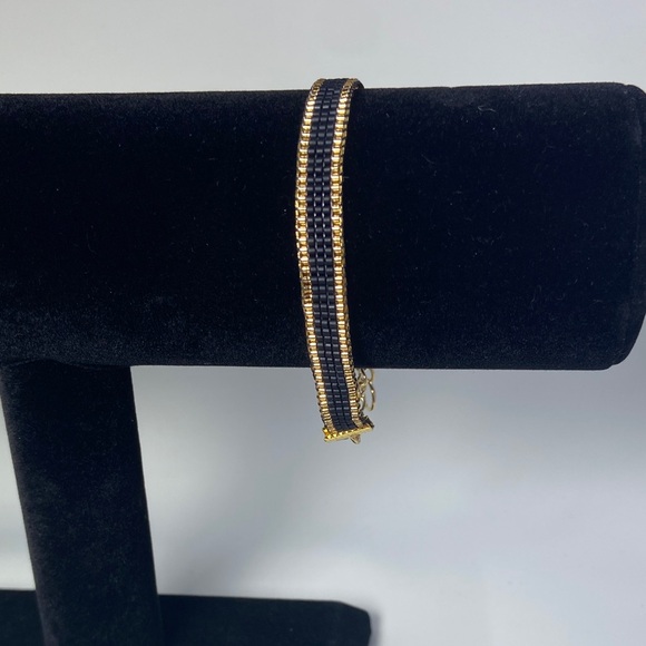 Black and Gold  loom-beaded bracelet Miyuki Delica Seed Beads - Picture 3 of 11